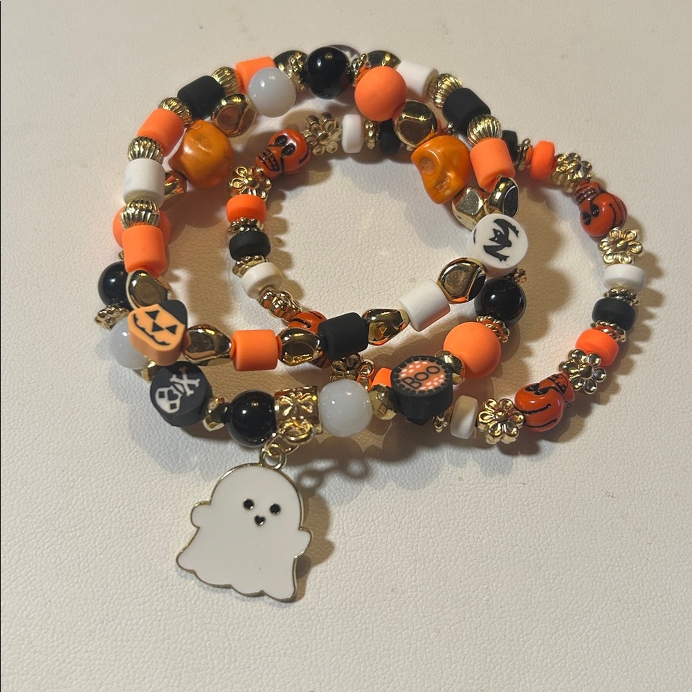 Handmade Beaded set Halloween Bracelets 🎃👻💀